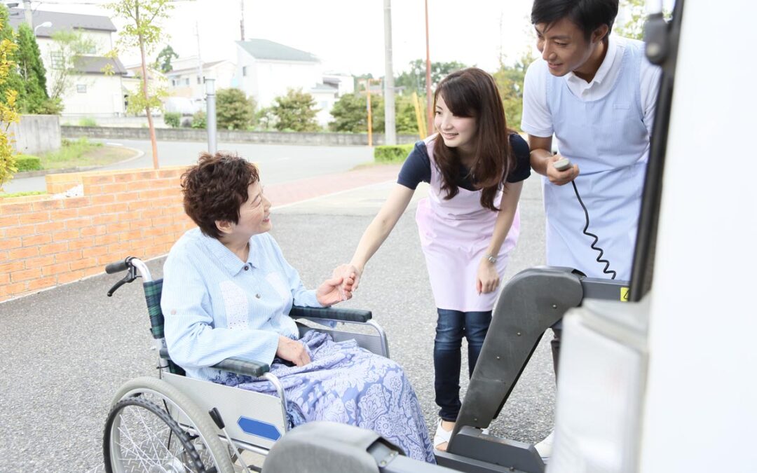 介護のプロフェッショナル育成、当社が応援